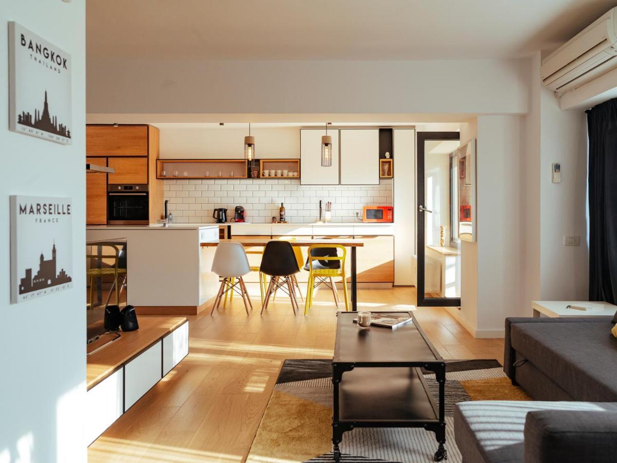 Central Modern Design Apartment Bukarest Kültér fotó