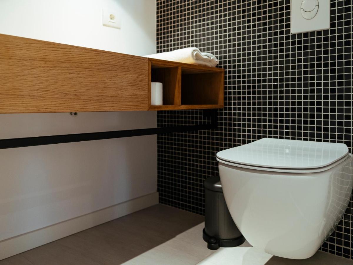 Central Modern Design Apartment Bukarest Kültér fotó