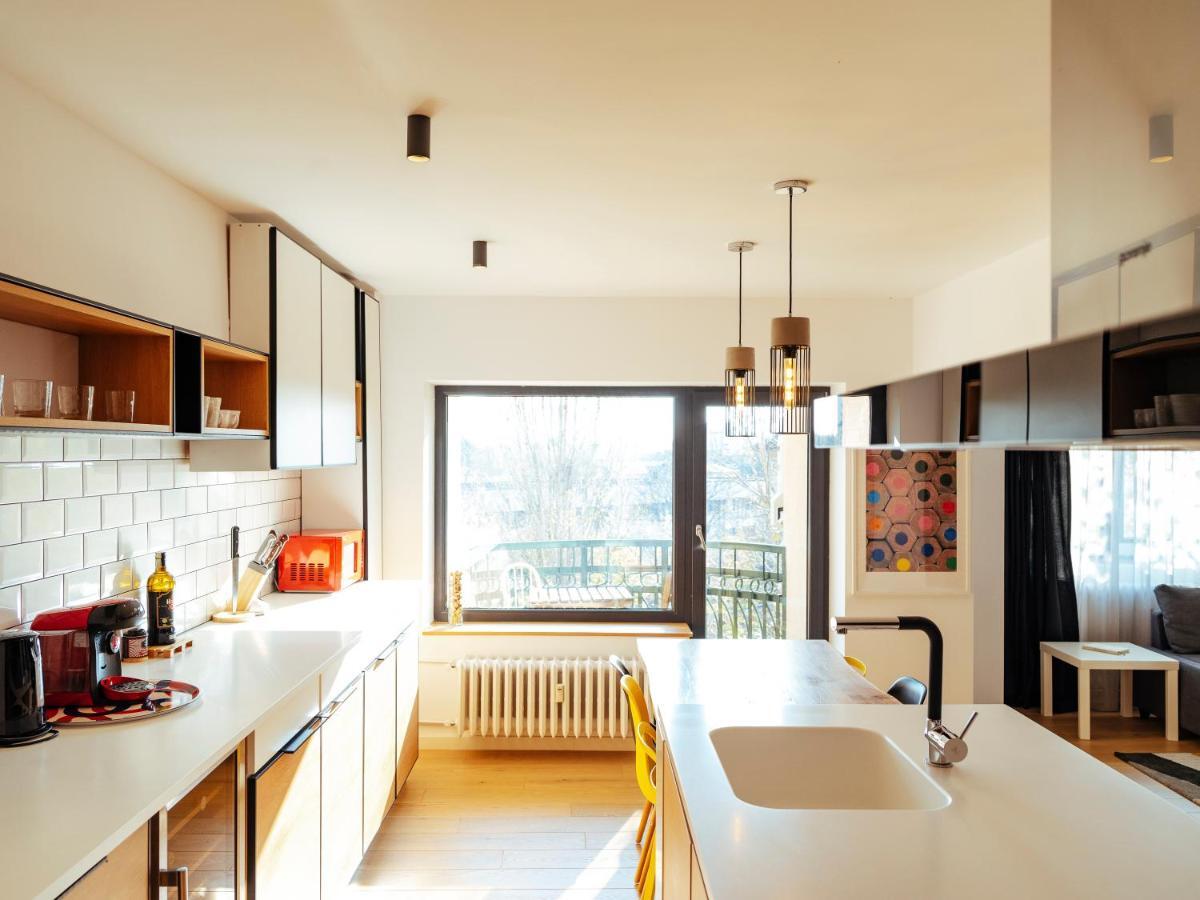 Central Modern Design Apartment Bukarest Kültér fotó