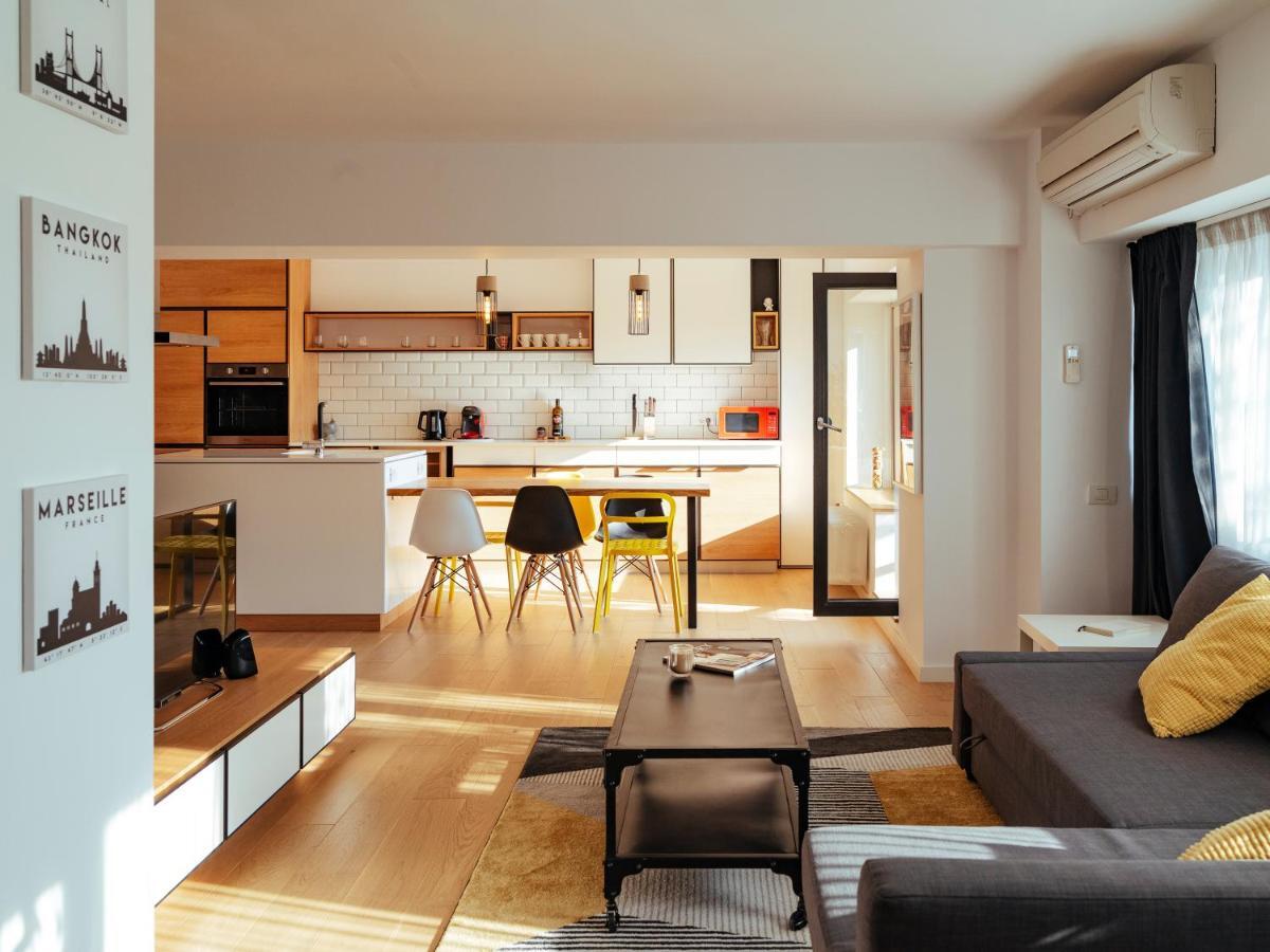 Central Modern Design Apartment Bukarest Kültér fotó