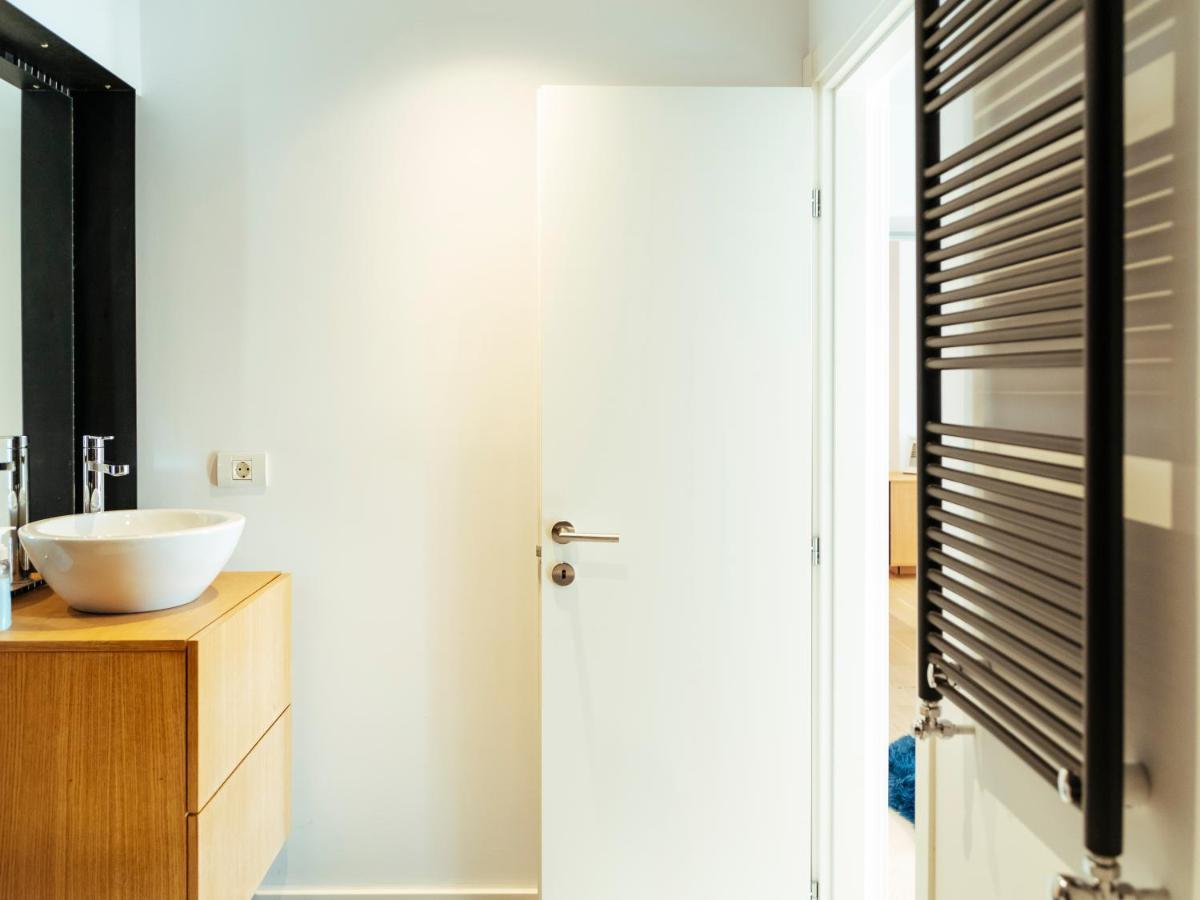 Central Modern Design Apartment Bukarest Kültér fotó