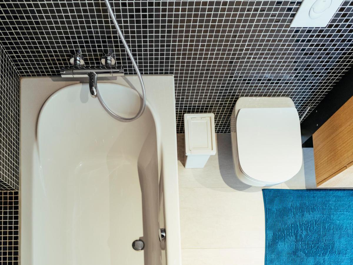 Central Modern Design Apartment Bukarest Kültér fotó